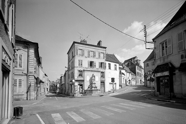 Vue de trois quarts gauche. © Région Bourgogne-Franche-Comté, Inventaire du patrimoine