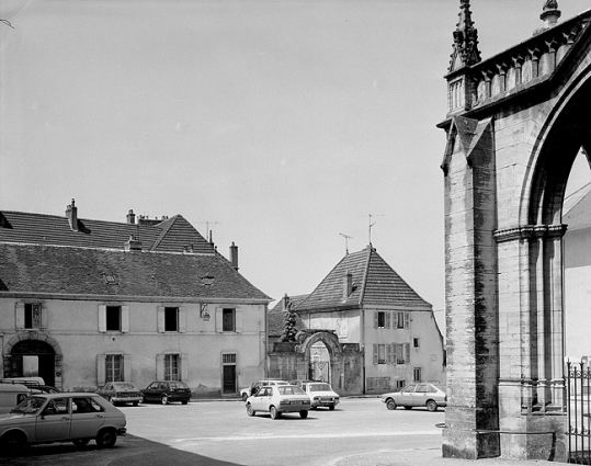 Façade antérieure : partie droite sur rue. © Région Bourgogne-Franche-Comté, Inventaire du patrimoine