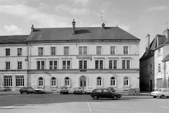 Façade antérieure de face. © Région Bourgogne-Franche-Comté, Inventaire du patrimoine