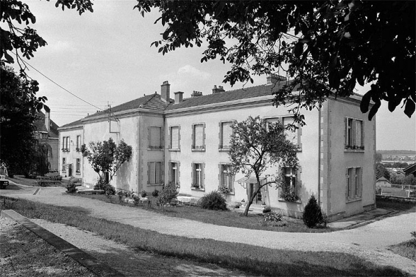 Logement : de trois quarts droit. © Région Bourgogne-Franche-Comté, Inventaire du patrimoine