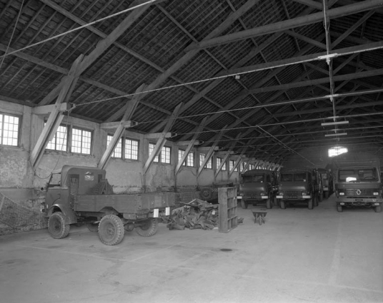 Intérieur du manège de trois quarts gauche. © Région Bourgogne-Franche-Comté, Inventaire du patrimoine