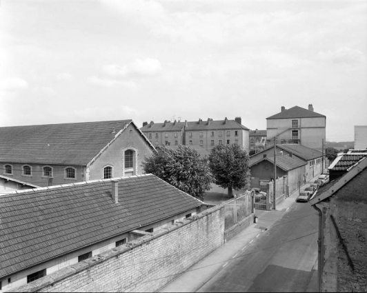 Extension de la caserne : vue d'ensemble des bâtiments. © Région Bourgogne-Franche-Comté, Inventaire du patrimoine