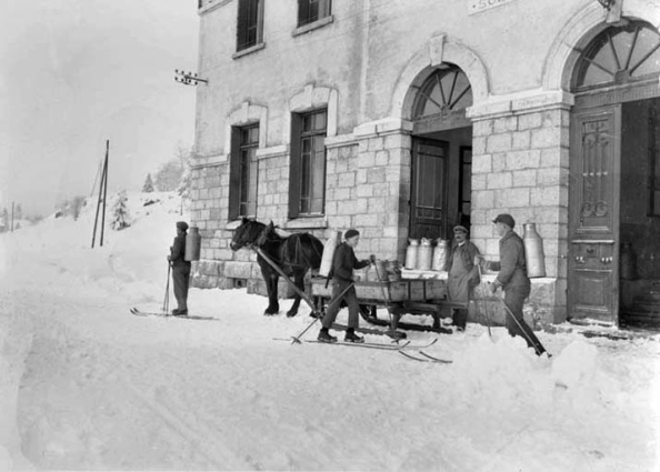 Atelier de tournerie, surplombant les arcades d'arrivée d'eau. © Région Bourgogne-Franche-Comté, Inventaire du patrimoine