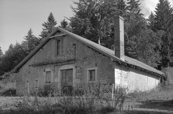 Vue générale de la fromagerie des Baptaillards, à Longchaumois. © Région Bourgogne-Franche-Comté, Inventaire du patrimoine