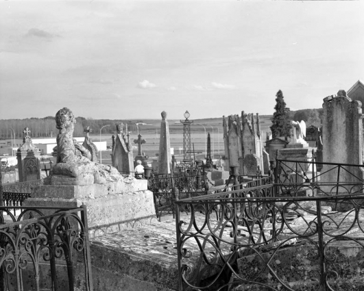 Vue partielle de la partie ancienne. © Région Bourgogne-Franche-Comté, Inventaire du patrimoine