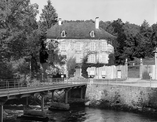 Façade antérieure du logement patronal. © Région Bourgogne-Franche-Comté, Inventaire du patrimoine