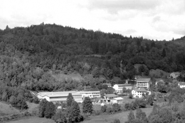 Vue d'ensemble depuis le sud-est. © Région Bourgogne-Franche-Comté, Inventaire du patrimoine