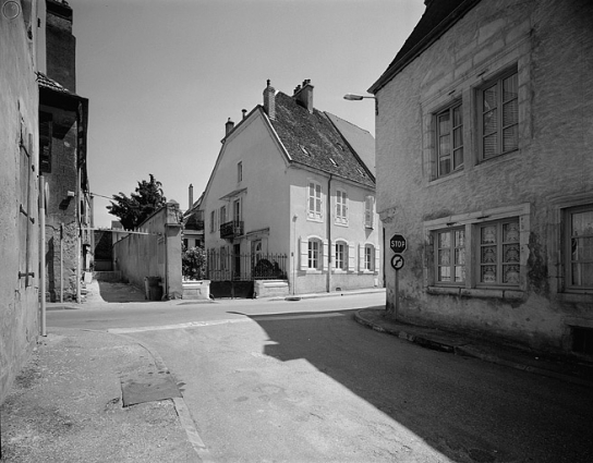 Vue d'ensemble de trois quarts gauche. © Région Bourgogne-Franche-Comté, Inventaire du patrimoine