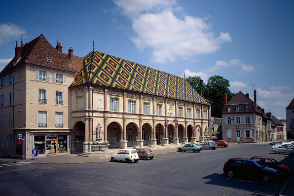 Vue d'ensemble, de trois quarts gauche. © Région Bourgogne-Franche-Comté, Inventaire du patrimoine