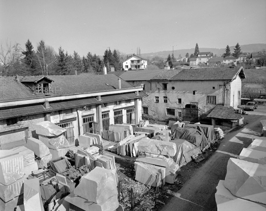 Atelier de fabrication, atelier de réparation et bureau, vus de l'ouest. © Région Bourgogne-Franche-Comté, Inventaire du patrimoine