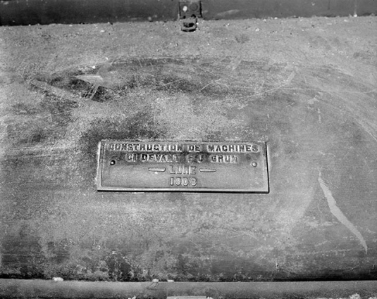 Plaque de constructeur. © Région Bourgogne-Franche-Comté, Inventaire du patrimoine