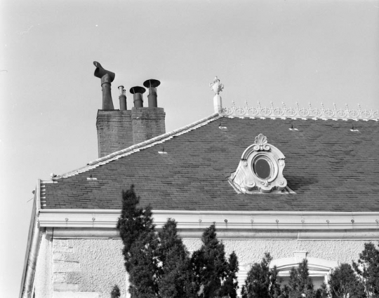 Détail d'une lucarne du toit de l'habitation. © Région Bourgogne-Franche-Comté, Inventaire du patrimoine
