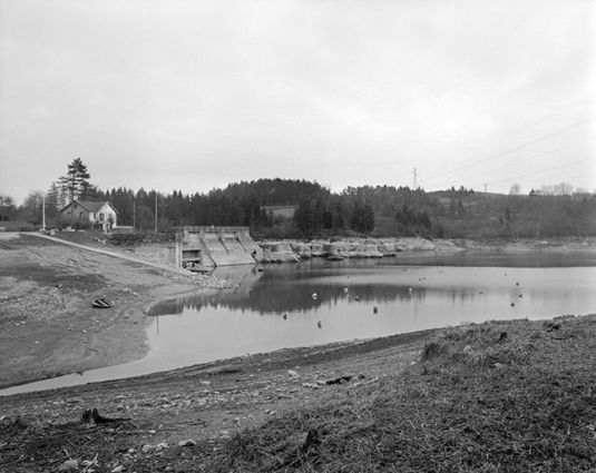 Vue d'ensemble depuis le sud-ouest. © Région Bourgogne-Franche-Comté, Inventaire du patrimoine