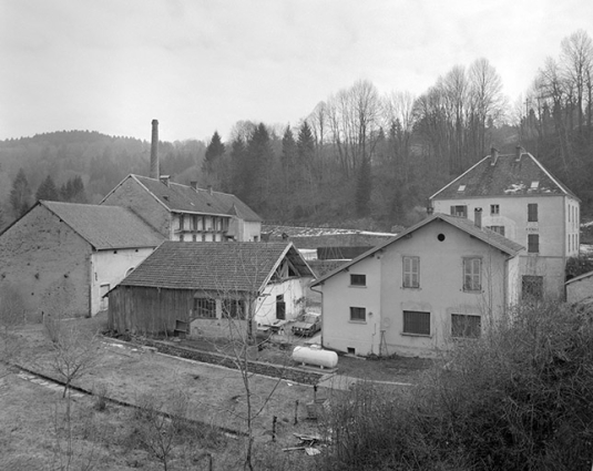 Vue d'ensemble depuis le nord-ouest. © Région Bourgogne-Franche-Comté, Inventaire du patrimoine