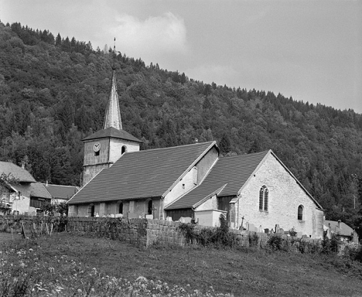 Vue générale depuis le sud-est. © Région Bourgogne-Franche-Comté, Inventaire du patrimoine