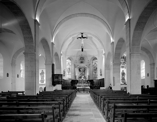 La nef et le choeur vus depuis l'entrée. © Région Bourgogne-Franche-Comté, Inventaire du patrimoine