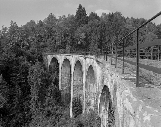 Les cinq arches du viaduc. © Région Bourgogne-Franche-Comté, Inventaire du patrimoine