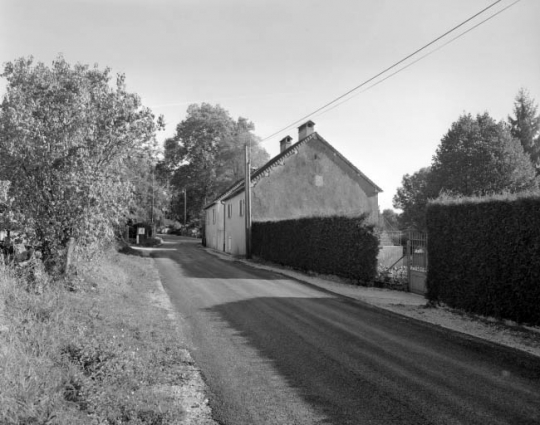 Logements ouvriers depuis la rue. © Région Bourgogne-Franche-Comté, Inventaire du patrimoine