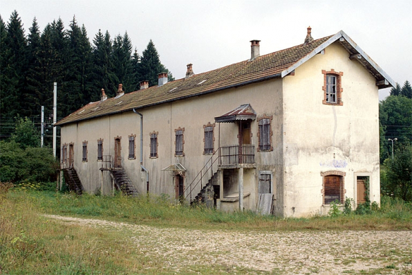 Façade antérieure du logement ouvrier. © Région Bourgogne-Franche-Comté, Inventaire du patrimoine
