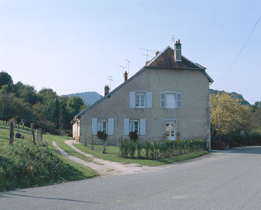 Pignon est du logement ouvrier collectif dit maison Laillet. © Région Bourgogne-Franche-Comté, Inventaire du patrimoine