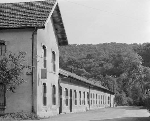 Alignement de la façade antérieure. © Région Bourgogne-Franche-Comté, Inventaire du patrimoine