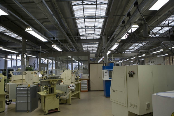 Site récent, atelier de microtechnique : intérieur. © Région Bourgogne-Franche-Comté, Inventaire du patrimoine