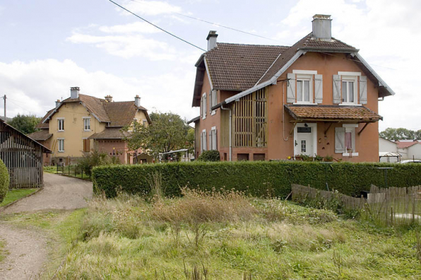 Maisons ouvrières à quatre logements. © Région Bourgogne-Franche-Comté, Inventaire du patrimoine