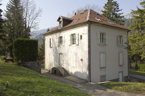 Logement patronal dit le "Petit Château" (21 rue des Forges, 2020 AI 44). © Région Bourgogne-Franche-Comté, Inventaire du patrimoine