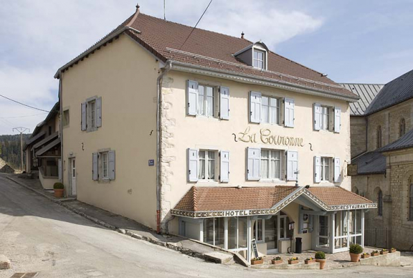 Façade antérieure et façade latérale gauche. © Région Bourgogne-Franche-Comté, Inventaire du patrimoine