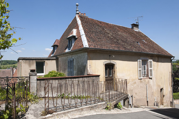 Façade sur la rue de la Petite Côte (sud). © Région Bourgogne-Franche-Comté, Inventaire du patrimoine