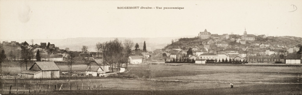 Rougemont (Doubs) - Vue panoramique. S.d. [1ère moitié 20e siècle] © Région Bourgogne-Franche-Comté, Inventaire du patrimoine