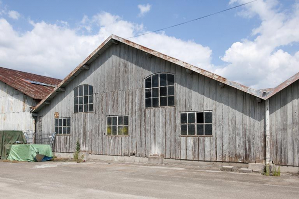 Pignon en bois d'un entrepôt industriel. © Région Bourgogne-Franche-Comté, Inventaire du patrimoine
