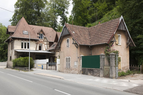 Gare du tramway (?) et conciergerie. © Région Bourgogne-Franche-Comté, Inventaire du patrimoine