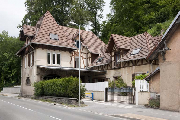 Vue de trois quarts droite. © Région Bourgogne-Franche-Comté, Inventaire du patrimoine