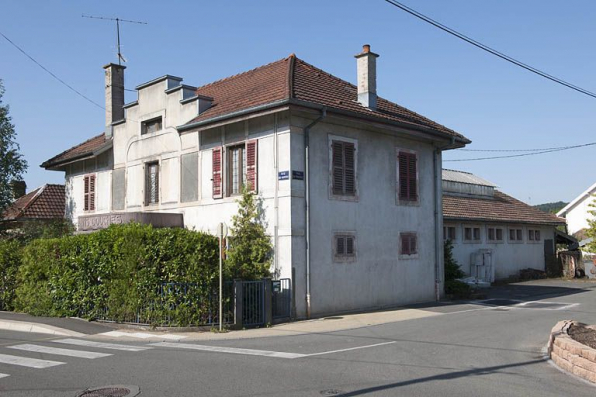 Vue de trois quarts droite. © Région Bourgogne-Franche-Comté, Inventaire du patrimoine