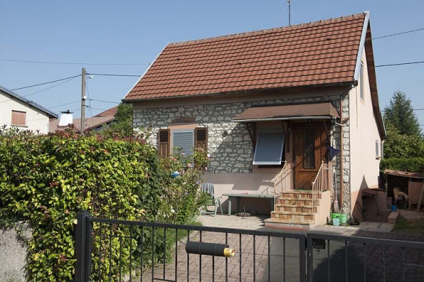 Maison individuelle rue des Lesses. © Région Bourgogne-Franche-Comté, Inventaire du patrimoine