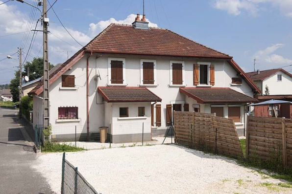 Façade ouest d'une maison. © Région Bourgogne-Franche-Comté, Inventaire du patrimoine