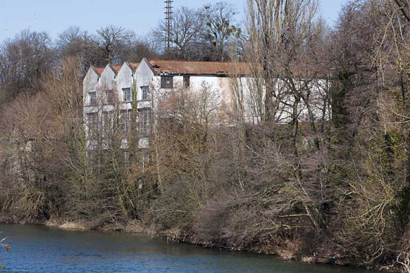 Atelier des presses depuis l'amont. © Région Bourgogne-Franche-Comté, Inventaire du patrimoine