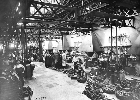 Atelier de forge (pièces pour cycles). © Région Bourgogne-Franche-Comté, Inventaire du patrimoine
