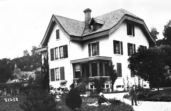 Vue d'ensemble depuis le jardin. © Région Bourgogne-Franche-Comté, Inventaire du patrimoine