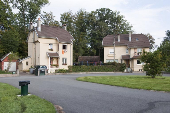 Logements de cadres (?). © Région Bourgogne-Franche-Comté, Inventaire du patrimoine