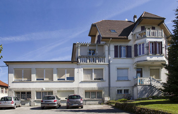 Vue d'ensemble, depuis le sud. © Région Bourgogne-Franche-Comté, Inventaire du patrimoine Vue d'ensemble, depuis le sud. © Région Bourgogne-Franche-Comté, Inventaire du patrimoine