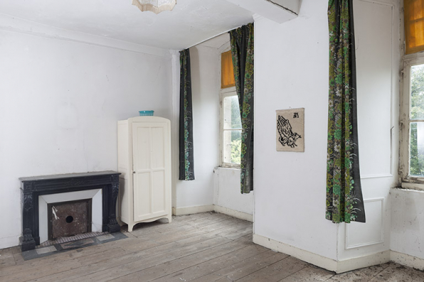 Intérieur : une chambre. © Région Bourgogne-Franche-Comté, Inventaire du patrimoine