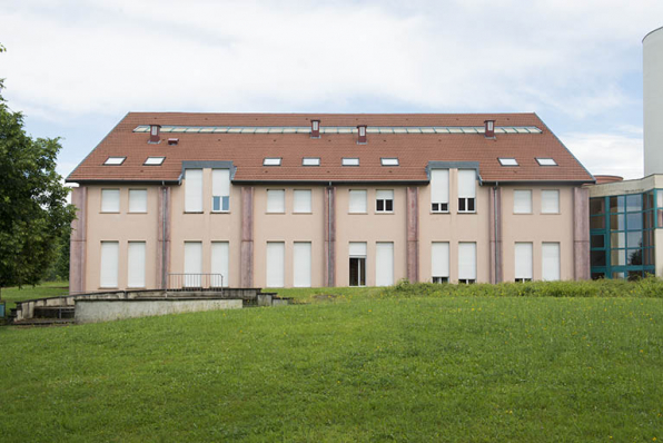 Façade antérieure sud de l'internat sud-ouest. © Région Bourgogne-Franche-Comté, Inventaire du patrimoine