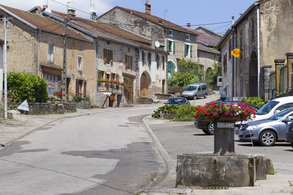 Vue générale de la rue de la Forge. © Région Bourgogne-Franche-Comté, Inventaire du patrimoine