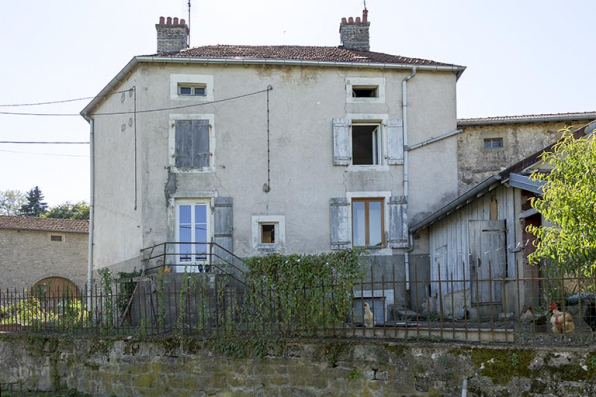 Façade postérieure de la maison d'habitation, 28 grande rue.  © Région Bourgogne-Franche-Comté, Inventaire du patrimoine