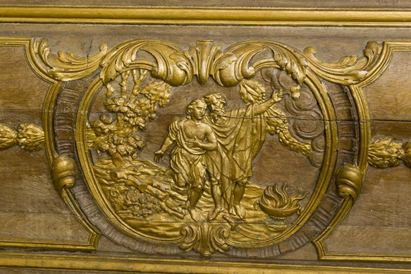 Détail de la partie inférieure de l'autel. © Région Bourgogne-Franche-Comté, Inventaire du patrimoine Détail de la partie inférieure de l'autel. © Région Bourgogne-Franche-Comté, Inventaire du patrimoine