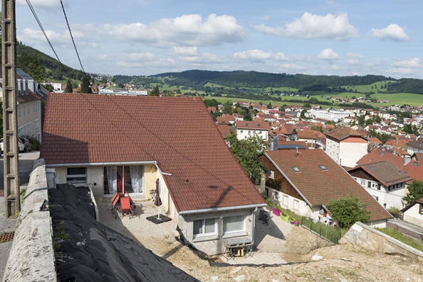 Vue d'ensemble, depuis le sud. © Région Bourgogne-Franche-Comté, Inventaire du patrimoine Vue d'ensemble, depuis le sud. © Région Bourgogne-Franche-Comté, Inventaire du patrimoine