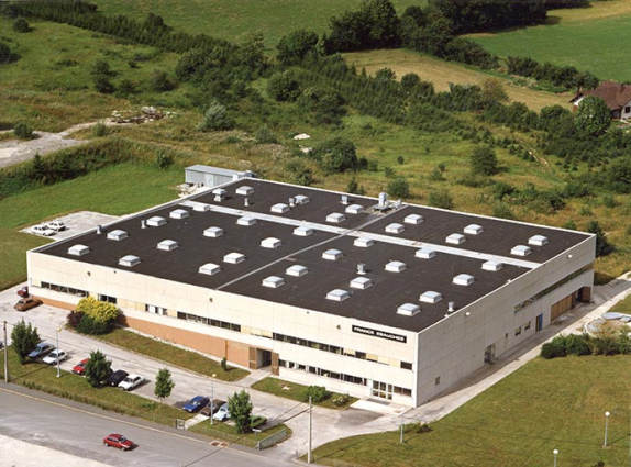 Vue aérienne de l'usine, entre 1981 et 1995. © Région Bourgogne-Franche-Comté, Inventaire du patrimoine