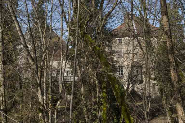 La pavillon oriental et son échauguette, façade sud-ouest. © Région Bourgogne-Franche-Comté, Inventaire du patrimoine